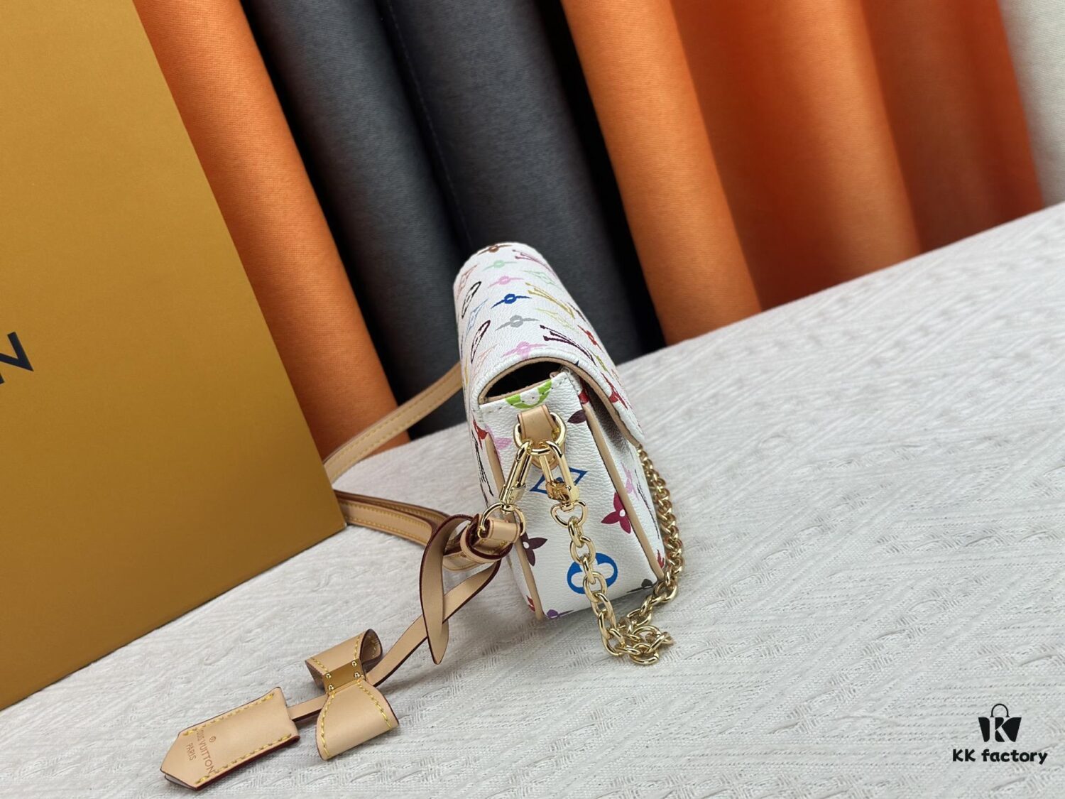 Upgraded Version [Official Latest Model] (Real Photos, Authentic Match) M12778-81911-82110-81992-12778-11299 LV Takashi Murakami Collaboration Nano Speedy Handbag