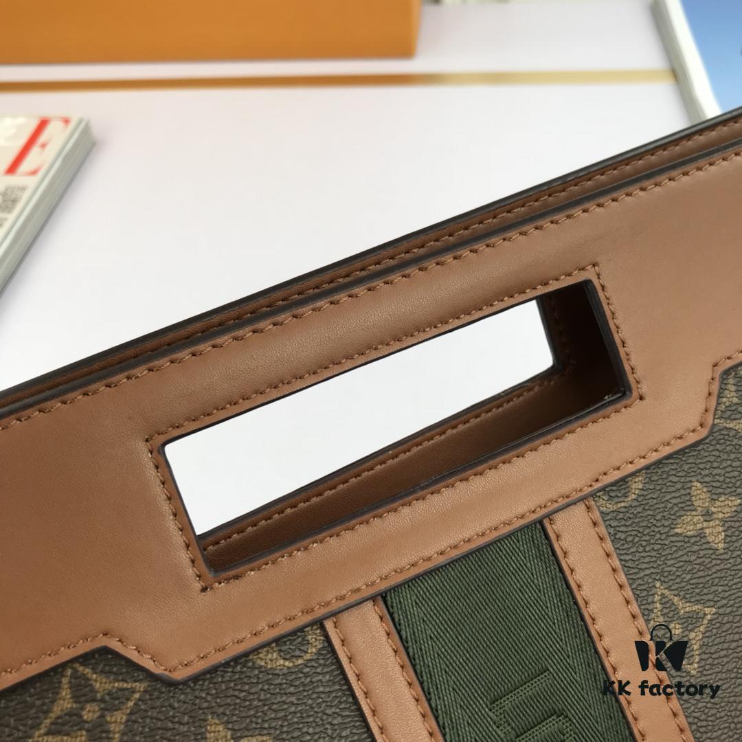 69307b3d6e68136f4d9a6e3d LV Handheld Bag with Long Strap πβ Super Practical π European Boutique Same Style π Made of Elegant DaMeier Ebene Classic Fabric π Lined with Unique Custom Foam Material, Wear-Resistant, Dirt-Resistant, Washable ππ Combines Fashion and Functionality πΏ Soft and Comfortable Body π Interior Features Slip Pockets π© Large Capacity Meets Daily Needs π― Model: 53666 Size: 30-19-8