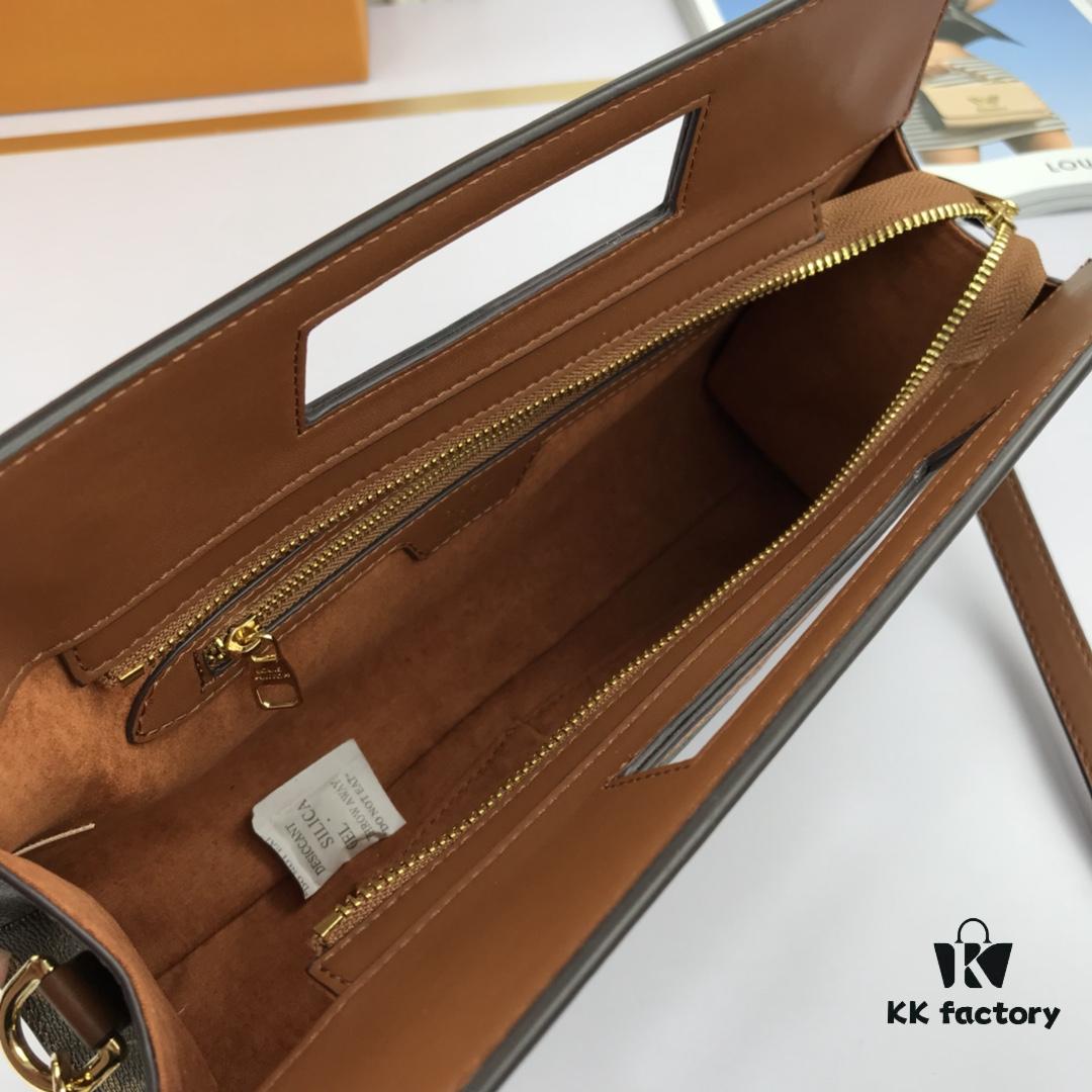 69307b3f6e68136f4d9a6e3f LV Handheld Bag with Long Strap πβ Super Practical π European Boutique Same Style π Made of Elegant DaMeier Ebene Classic Fabric π Lined with Unique Custom Foam Material, Wear-Resistant, Dirt-Resistant, Washable ππ Combines Fashion and Functionality πΏ Soft and Comfortable Body π Interior Features Slip Pockets π© Large Capacity Meets Daily Needs π― Model: 53666 Size: 30-19-8