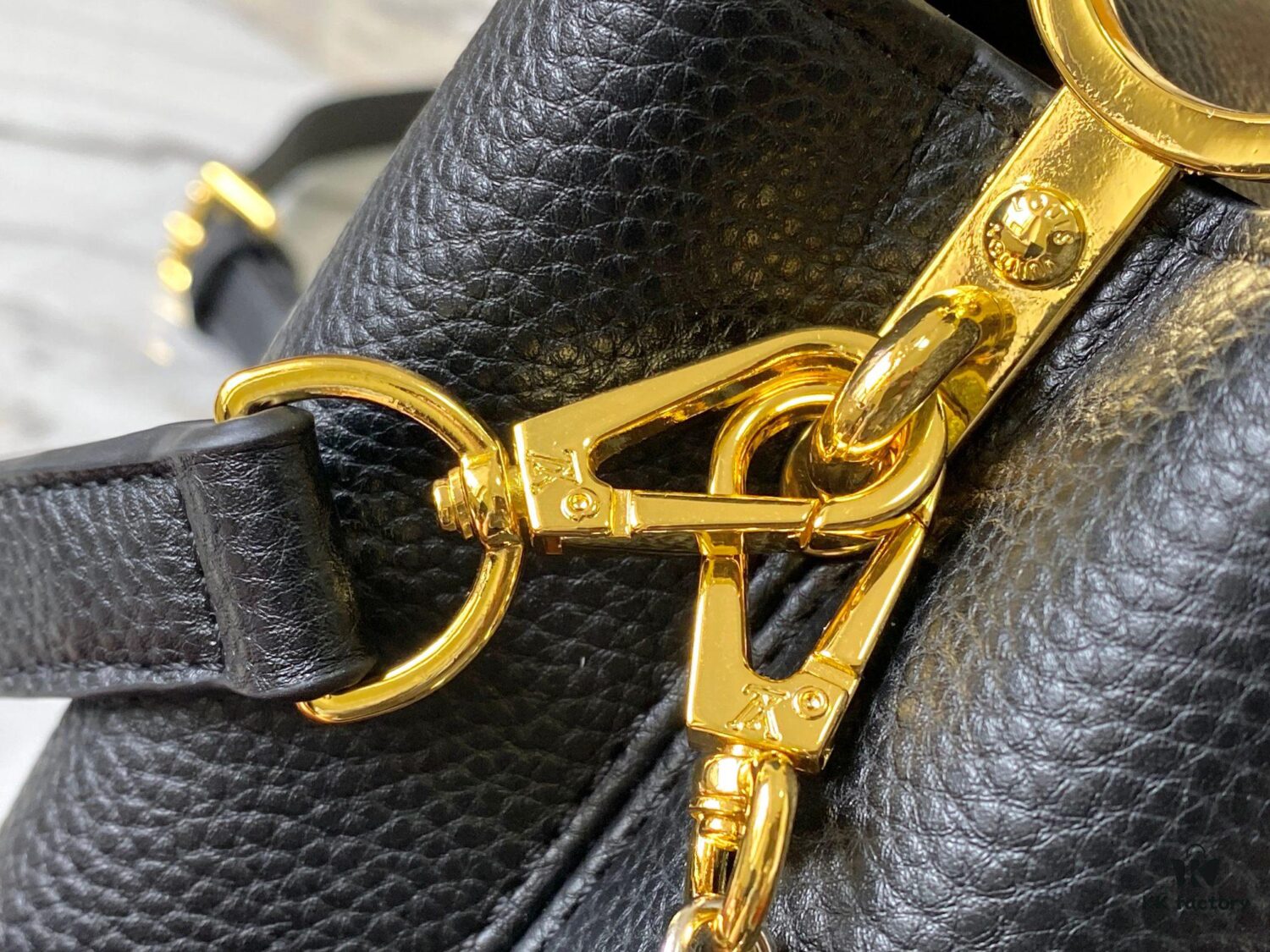 69307b556e68136f4d9a6e67 Top Quality Original Guangzhou Stock 🇫🇷 M12935 Capucines Mini Bag from the Capucines Chain On You Collection