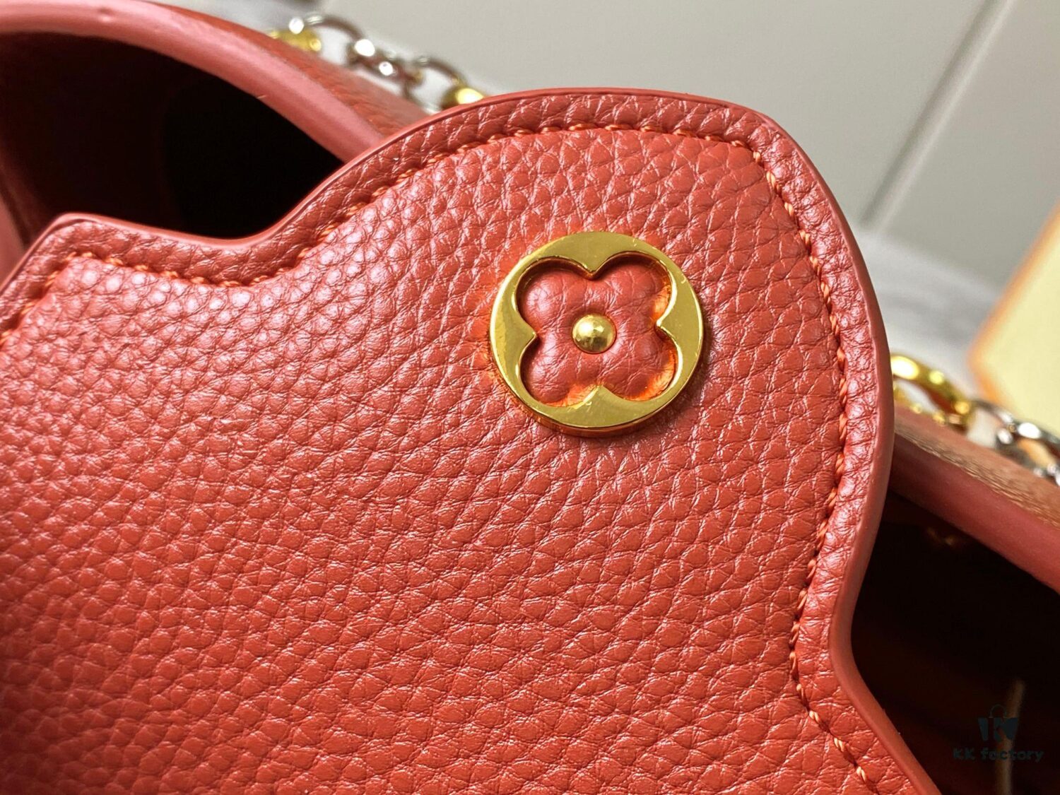 69307b636e68136f4d9a6e81 Top Quality Original Guangzhou Goods 🇫🇷 M12935 Capucines Mini Bag from the Capucines Chain On You Collection