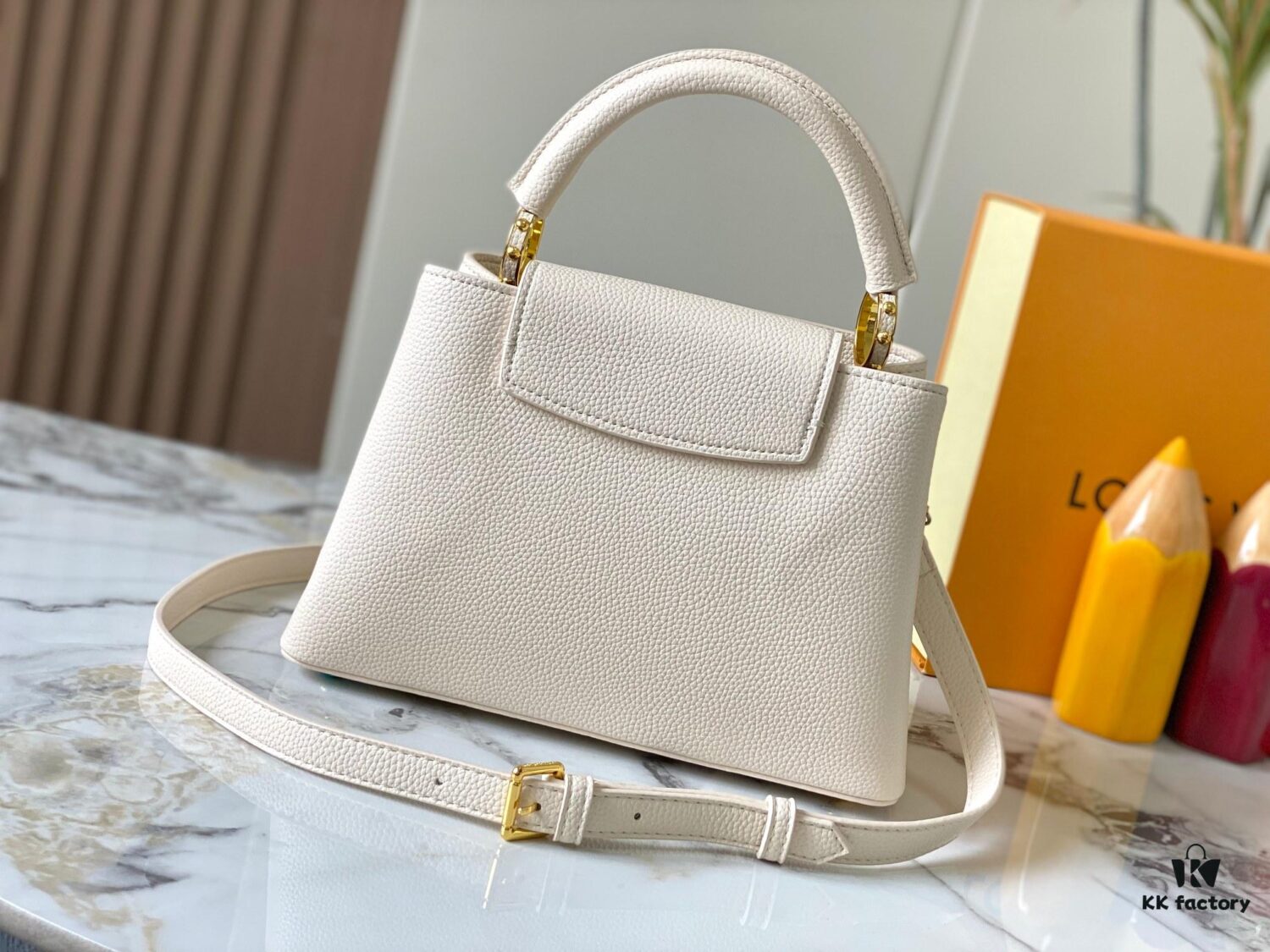 69307b786e68136f4d9a6ea7 Top Quality Original Guangzhou Stock 🇫🇷 M12936 Capucines BB Handbag