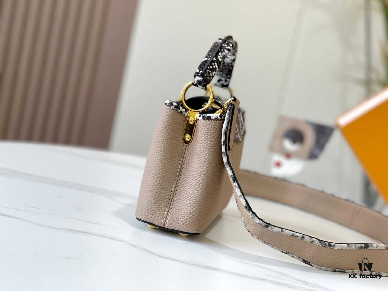 69307b9f6e68136f4d9a6ee4 Exclusive On-hand Photo - Upgraded M95509 CAPUCINES Mini Bag