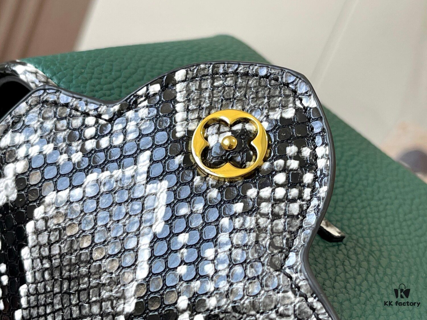 69307bb96e68136f4d9a6f09 Exclusive On-Site Photo - Upgraded M95509 CAPUCINES Mini Bag