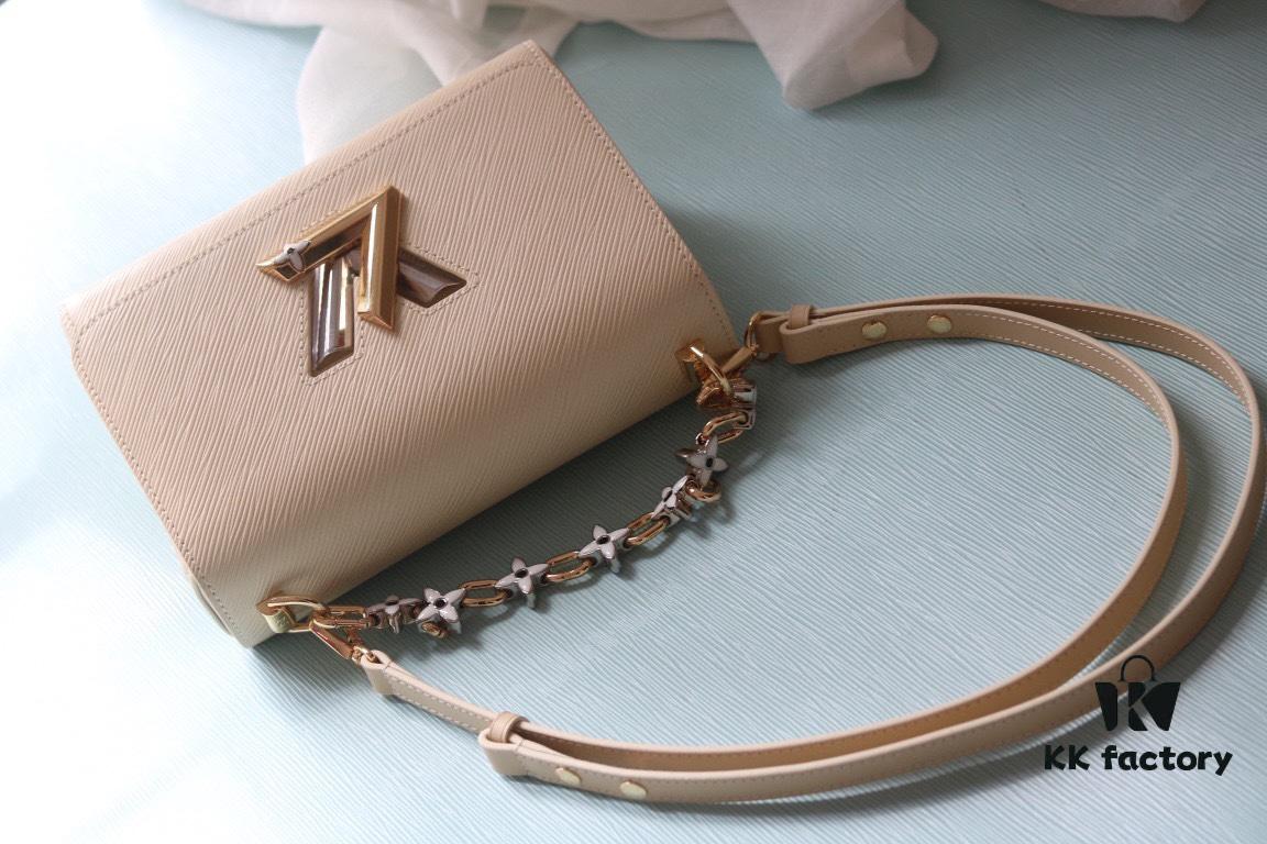69307c4c6e68136f4d9a701b Latest European Version Top Original Quality Twist MM LV Bloom Handbag