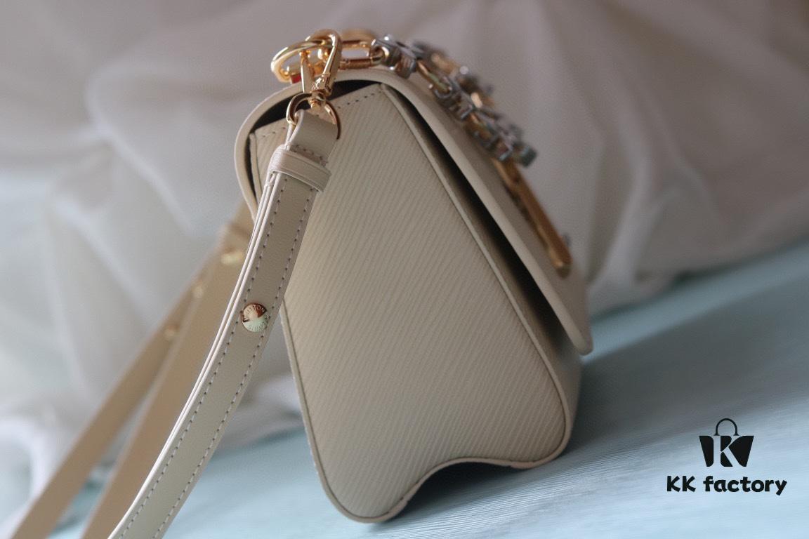 69307c4d6e68136f4d9a7020 Latest European Version Top Original Quality Twist MM LV Bloom Handbag