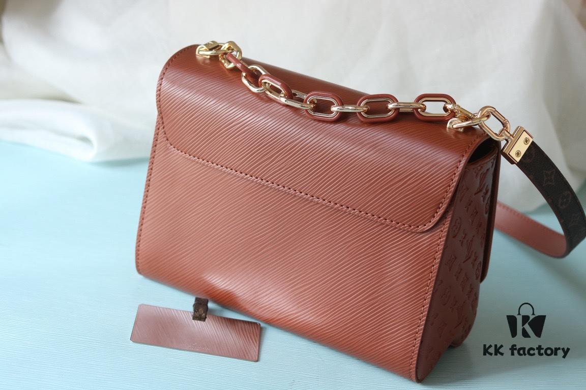 69307c5a6e68136f4d9a703a Exclusive Real Shot Top Original Version Slim Classic Twist MM Handbag Model No.: 50507/12736/11879