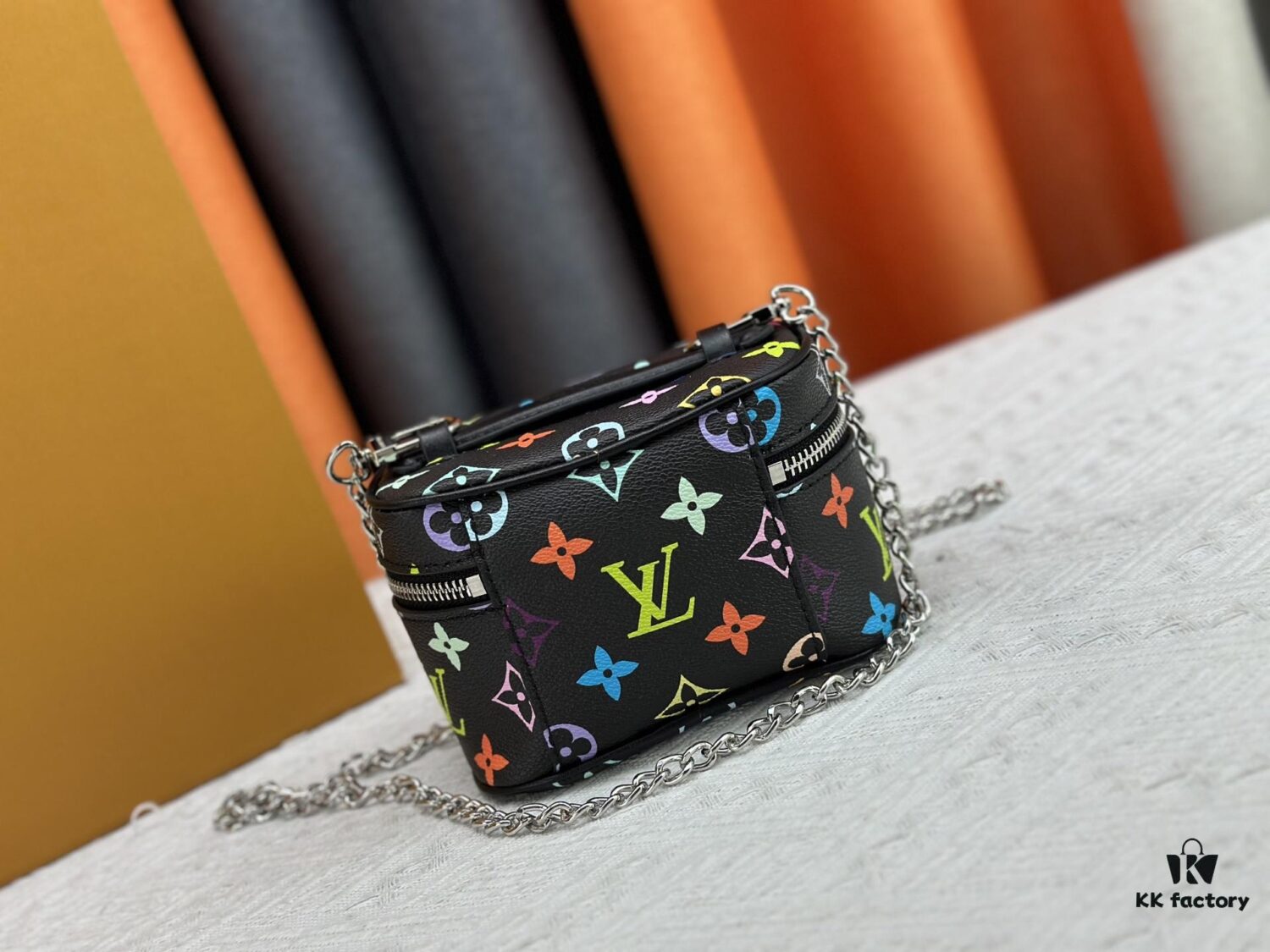 69307c776e68136f4d9a7073 Upgraded Original M13747 M44495 M42265 M44936 M42263 LV Takashi Murakami Nice Mini Nano Pouch with Monogram Print in 33 Vibrant Colors, 2025 LV x Takashi Murakami Collaboration White Tricolor and Black Tricolor Twelve-Section Series, Popular Worldwide Among Celebrities