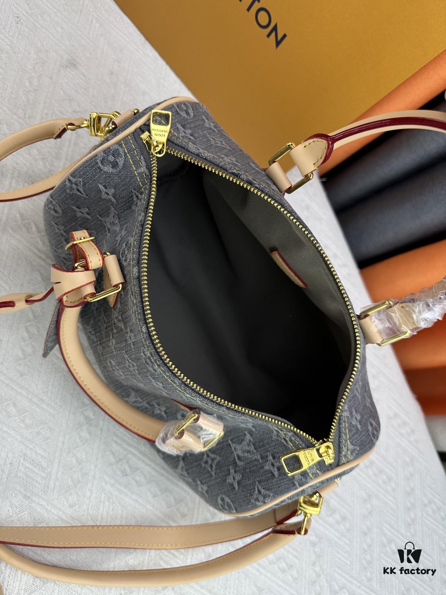 69307c926e68136f4d9a709b M13443 M40391 Denim Jeans Louis Vuitton x Takashi Murakami Cherry Monogram Bag
