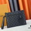 69307c966e68136f4d9a70a4 iPad Pouch for New Tablet Devices