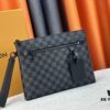 69307c9d6e68136f4d9a70b1 40504 This iPad clutch is designed specifically for the latest tablet models. Crafted in LV Aerogram leather, soft as vintage airmail paper, with an LV-lettered corner. Features a removable wrist strap for easy carrying. 30.0 x 22.0 x 5.0 cm (length x height x width)