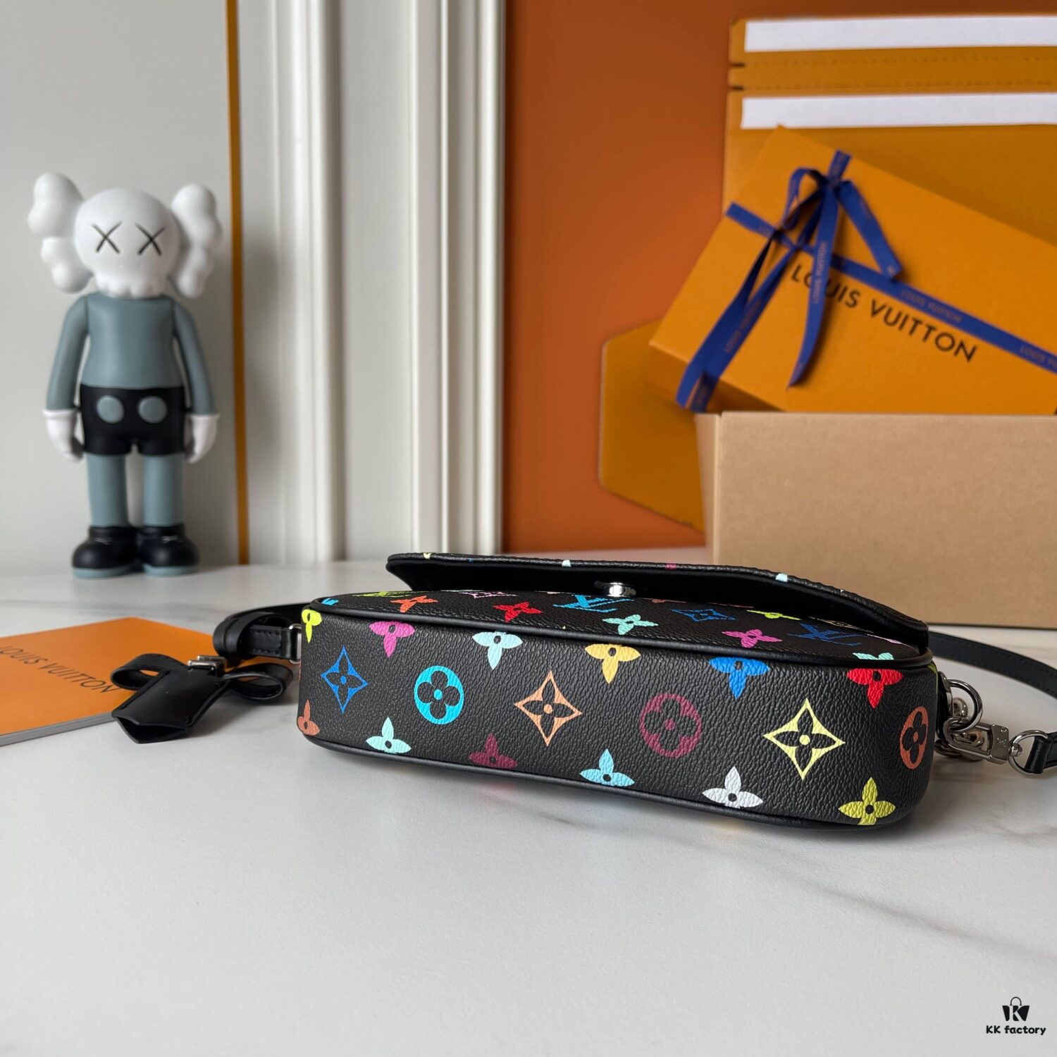 Upgraded Version [Official Latest Model] (Real Photos, Authentic Match) M12778-81911-82110-81992-12778-11299 LV Takashi Murakami Collaboration Nano Speedy Handbag