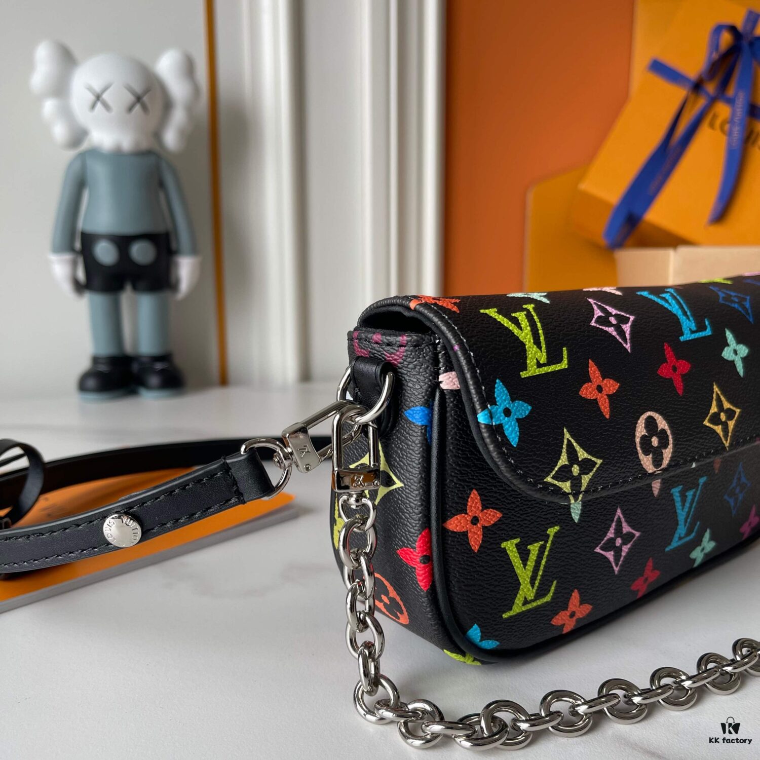 Upgraded Version [Official Latest Model] (Real Photos, Authentic Match) M12778-81911-82110-81992-12778-11299 LV Takashi Murakami Collaboration Nano Speedy Handbag
