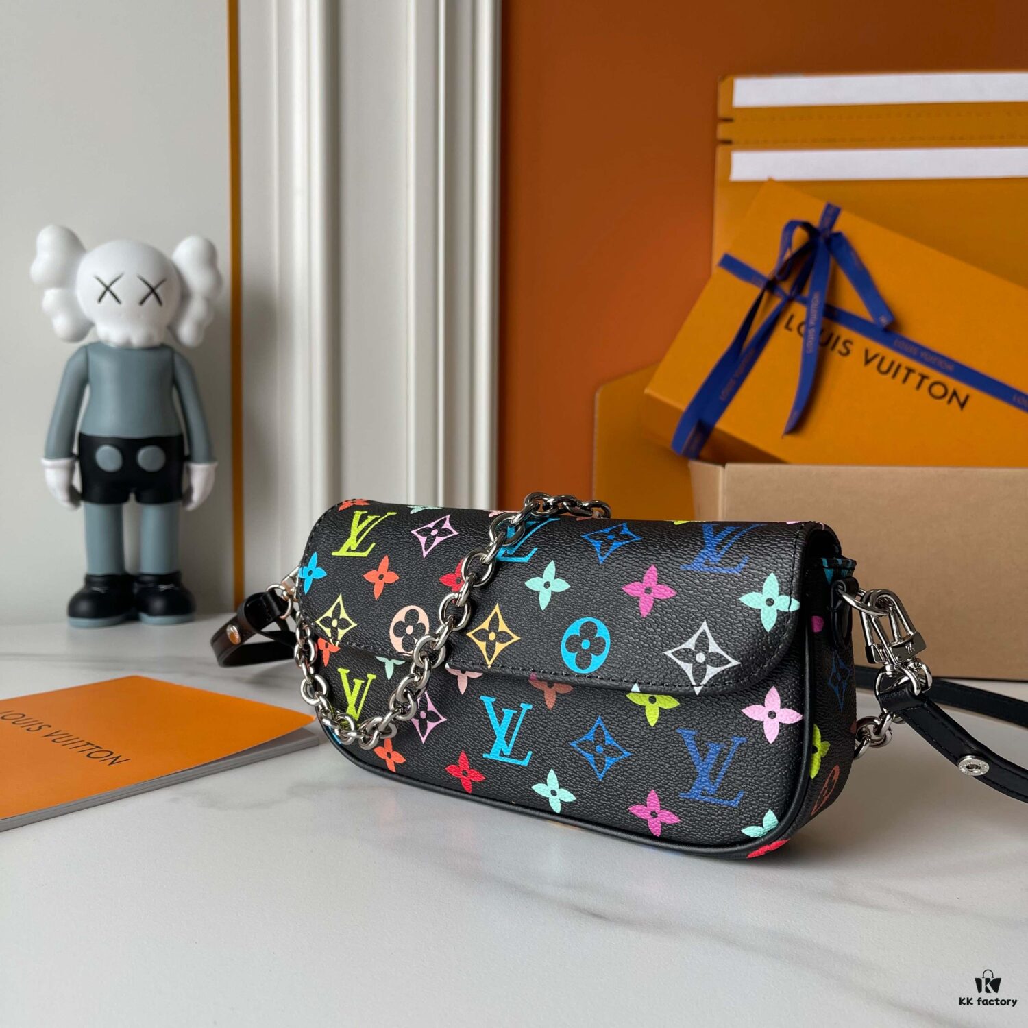 Upgraded Version [Official Latest Model] (Real Photos, Authentic Match) M12778-81911-82110-81992-12778-11299 LV Takashi Murakami Collaboration Nano Speedy Handbag