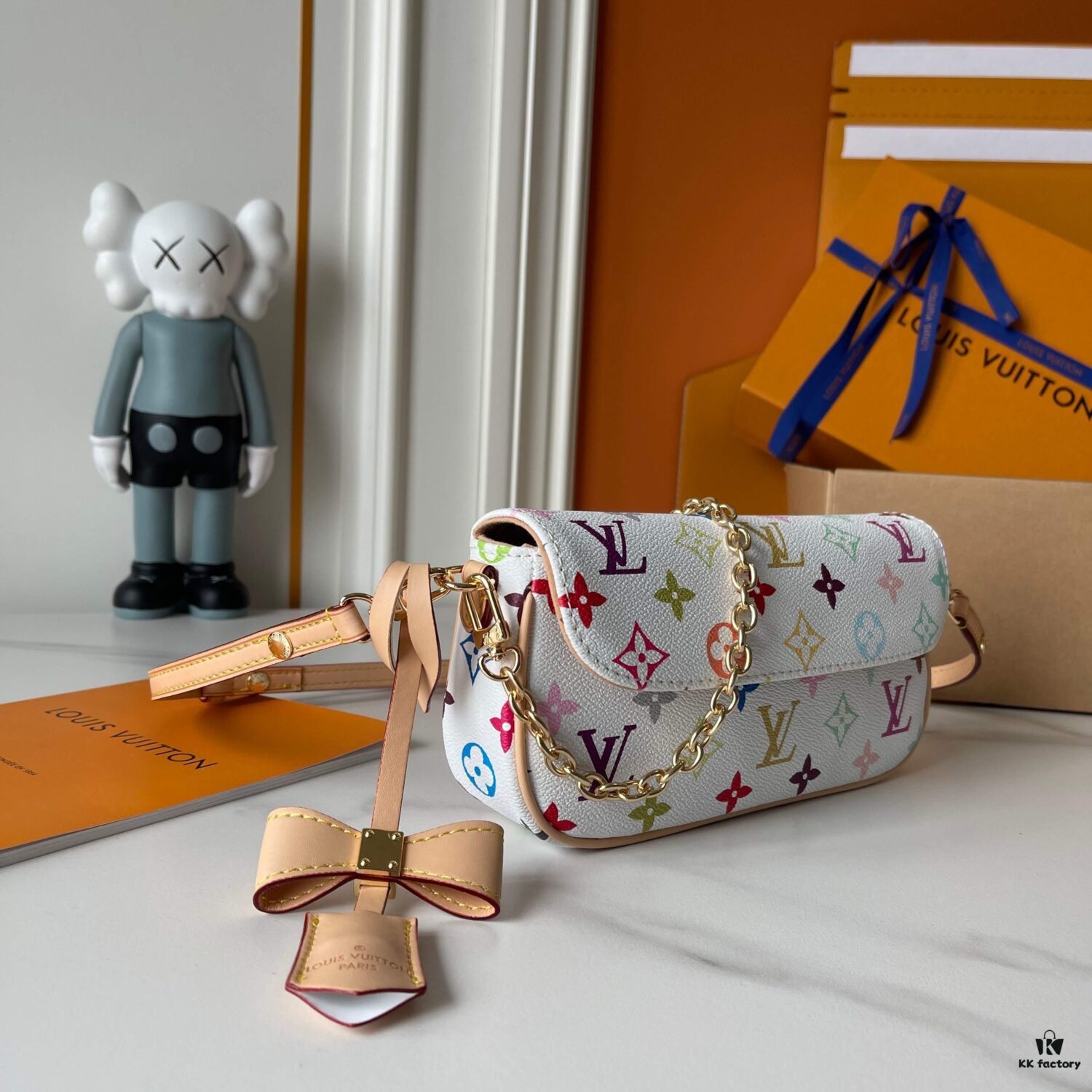 Upgraded Version [Official Latest Model] (Real Photos, Authentic Match) M12778-81911-82110-81992-12778-11299 LV Takashi Murakami Collaboration Nano Speedy Handbag