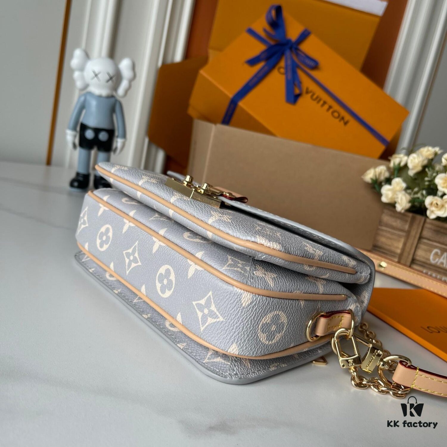 69307d456e68136f4d9a71db Upgraded Version 160 (Official Color Match Gray Floral 12429) (High-Quality Replica) M12429 M23940 M40749 M46914 M46279 M22834 M46595 LV Men's Messenger Bag Small East West Métis Handbag