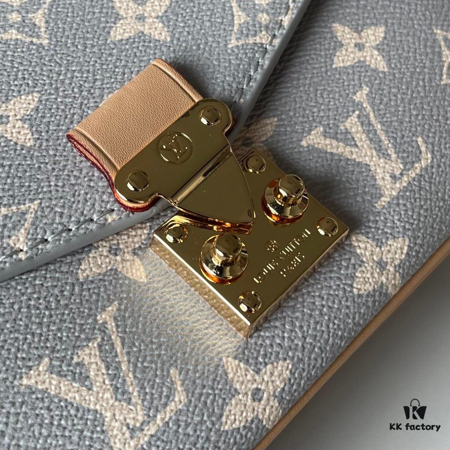 69307d466e68136f4d9a71dd Upgraded Version 160 (Official Color Match Gray Floral 12429) (High-Quality Replica) M12429 M23940 M40749 M46914 M46279 M22834 M46595 LV Men's Messenger Bag Small East West Métis Handbag