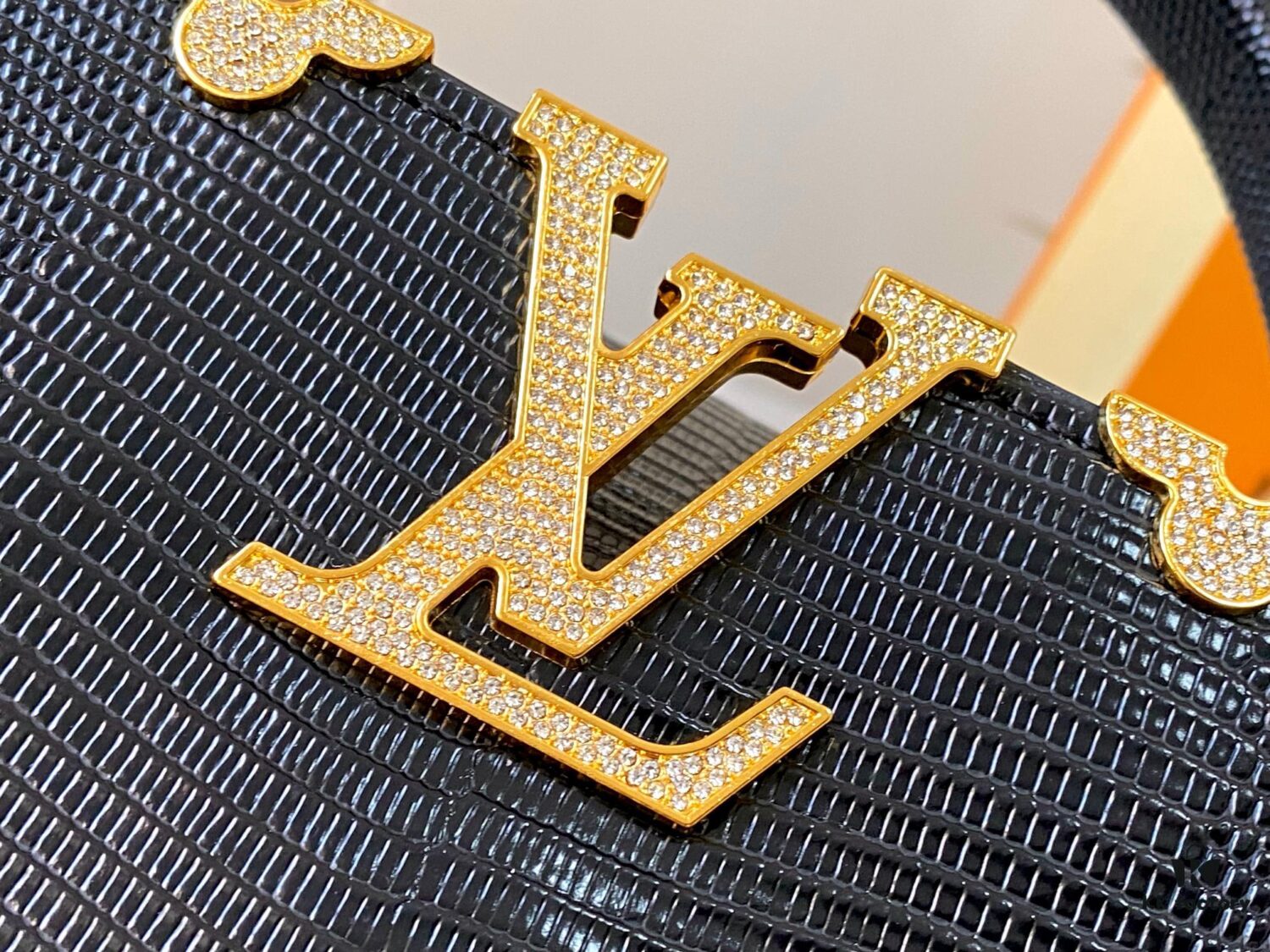 69307d4b6e68136f4d9a71e5 Top Grade Original Guangzhou Stock M12297 Black Lizard Skin with Diamond-Inlaid Golden Crown Capucines BB Handbag
