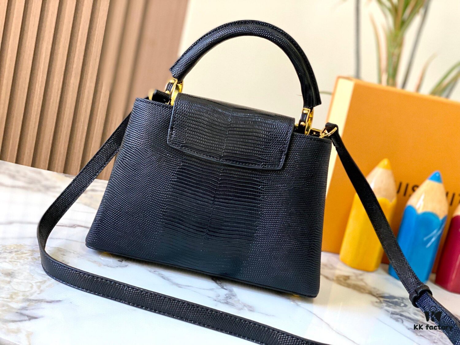 69307d4b6e68136f4d9a71e6 Top Grade Original Guangzhou Stock M12297 Black Lizard Skin with Diamond-Inlaid Golden Crown Capucines BB Handbag