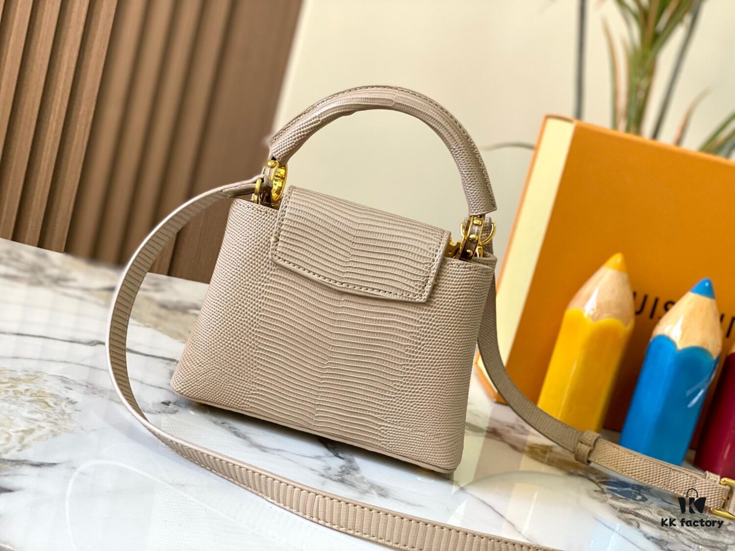 69307d5a6e68136f4d9a71fd Top Grade Original Guangzhou Stock M12296 Beige Lizard Leather Combined with Golden Diamond Crown 🔺 This Capucines Mini Handbag Features Luxurious Lizard Leather Exterior with Soft Lambskin Lining, Accented with Brilliant Metallic Hardware