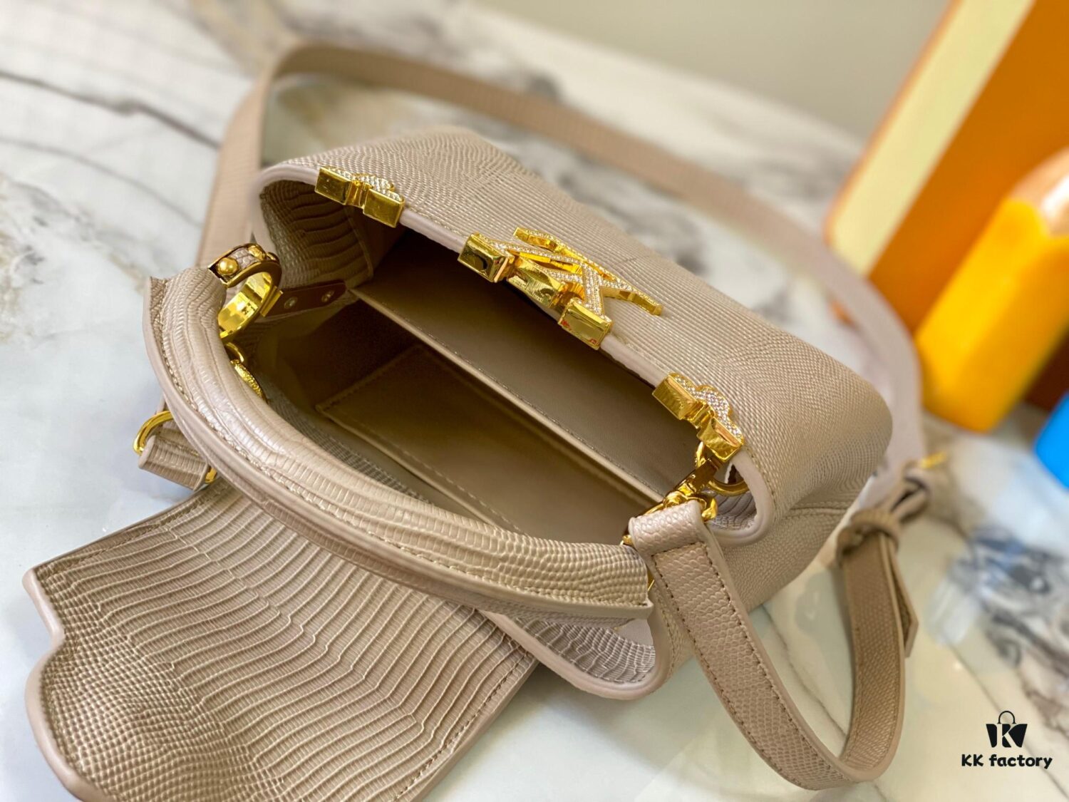 69307d5e6e68136f4d9a7201 Top Grade Original Guangzhou Stock M12296 Beige Lizard Leather Combined with Golden Diamond Crown 🔺 This Capucines Mini Handbag Features Luxurious Lizard Leather Exterior with Soft Lambskin Lining, Accented with Brilliant Metallic Hardware