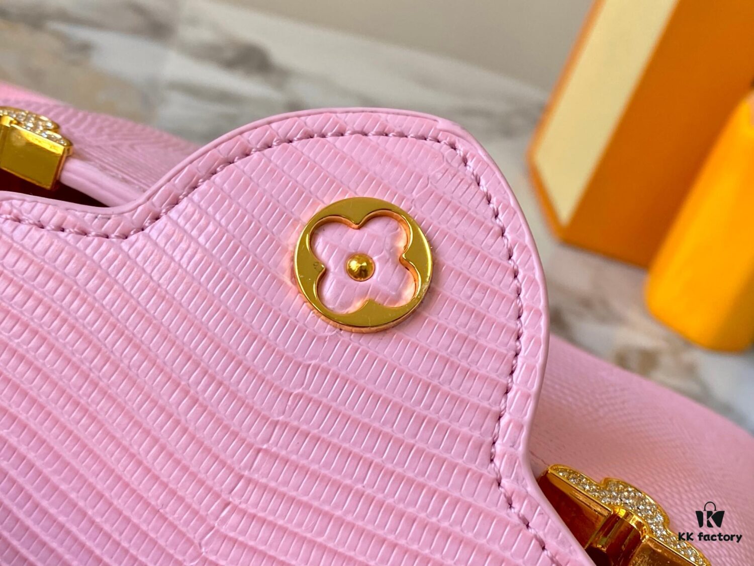 69307d856e68136f4d9a7239 Top Quality Original Guangzhou M12296 Pink Lizard Leather Combined with Golden Diamond Crown 🔺 Capucines Mini Bag