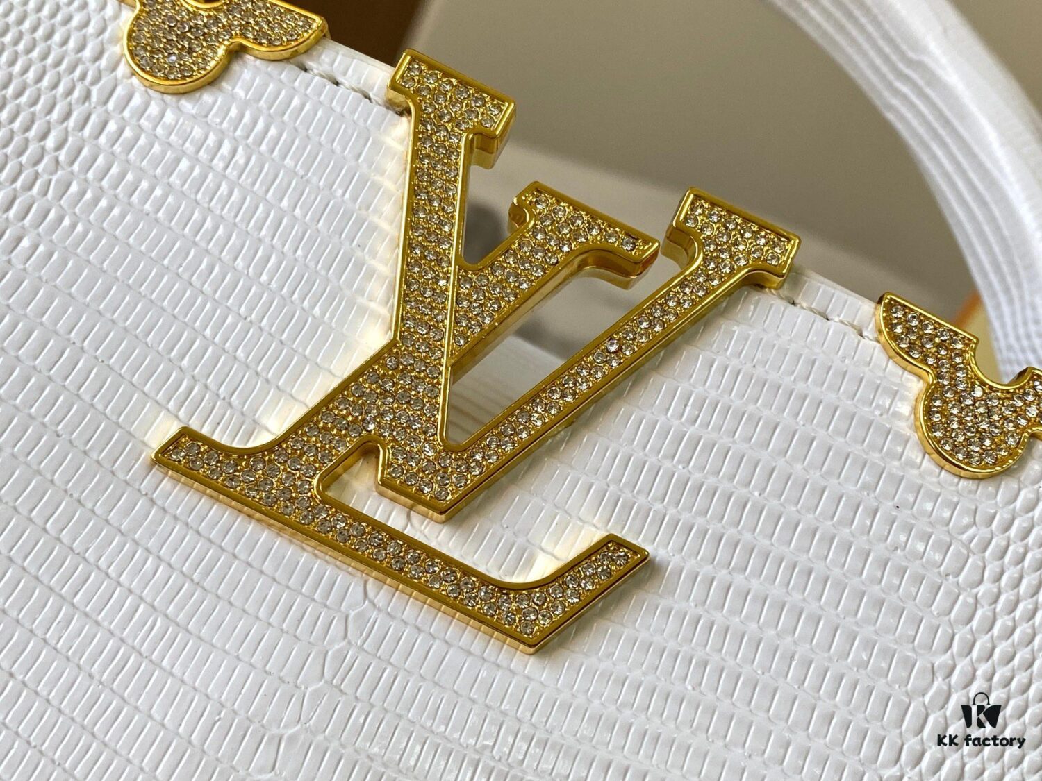 69307d8a6e68136f4d9a723f Top Quality Guangzhou Original M12297 White Lizard Skin with Gold Diamond Crown Triangle Capucines BB Bag