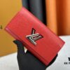 Twist Wallet M61179 in Epi Leather