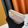 Wallet M 81510 in embossed Monogram lambskin with padded finish