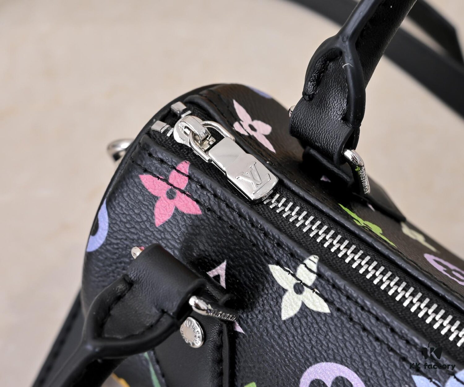 69307db06e68136f4d9a7290 Upgraded Version 140 M13406 M13391 (Authentic Photos, Accurate Match) M81085 New Denim Louis Vuitton × Murakami Collaboration Nano Speedy Bag