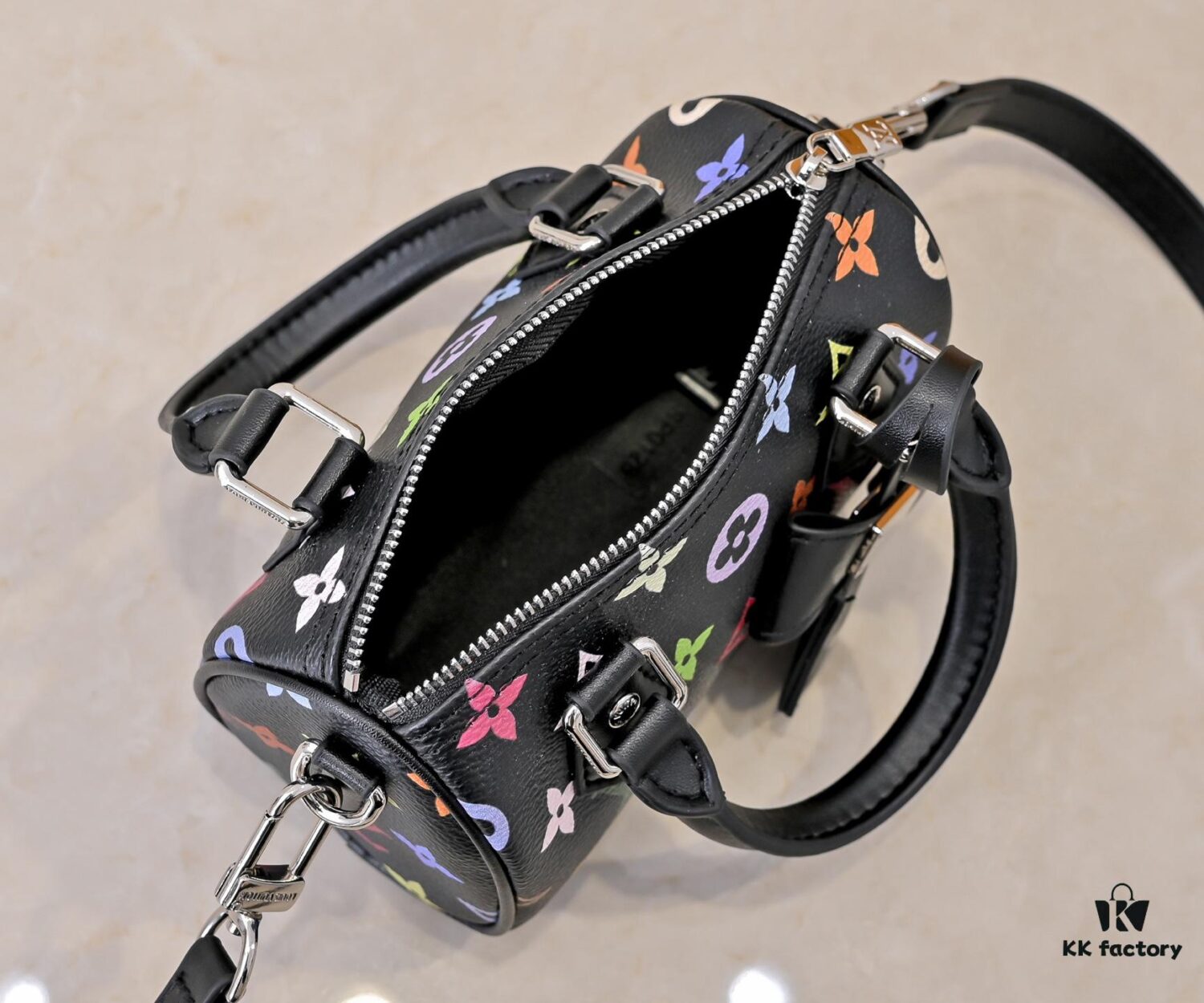 69307db16e68136f4d9a7292 Upgraded Version 140 M13406 M13391 (Authentic Photos, Accurate Match) M81085 New Denim Louis Vuitton × Murakami Collaboration Nano Speedy Bag