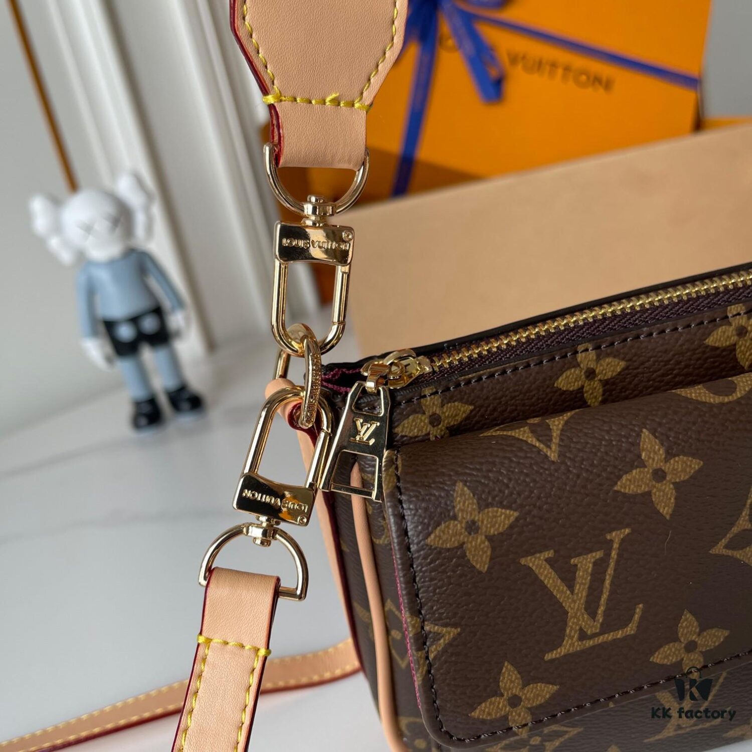 69307db36e68136f4d9a7297 Upgraded Version 170 Original Development, Full Steel Hardware 👏👏 Vibe Handbag Inspired by the 2003 Viva-cité Bag, Compact Monogram Canvas Design