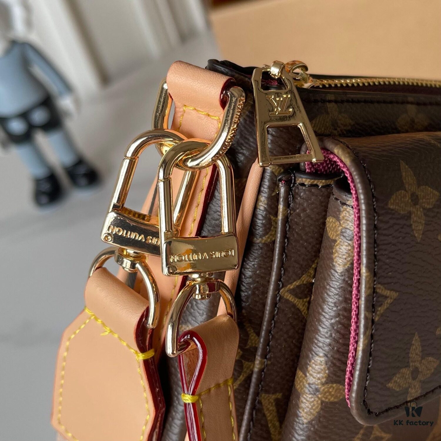 69307db46e68136f4d9a7299 Upgraded Version 170 Original Development, Full Steel Hardware 👏👏 Vibe Handbag Inspired by the 2003 Viva-cité Bag, Compact Monogram Canvas Design