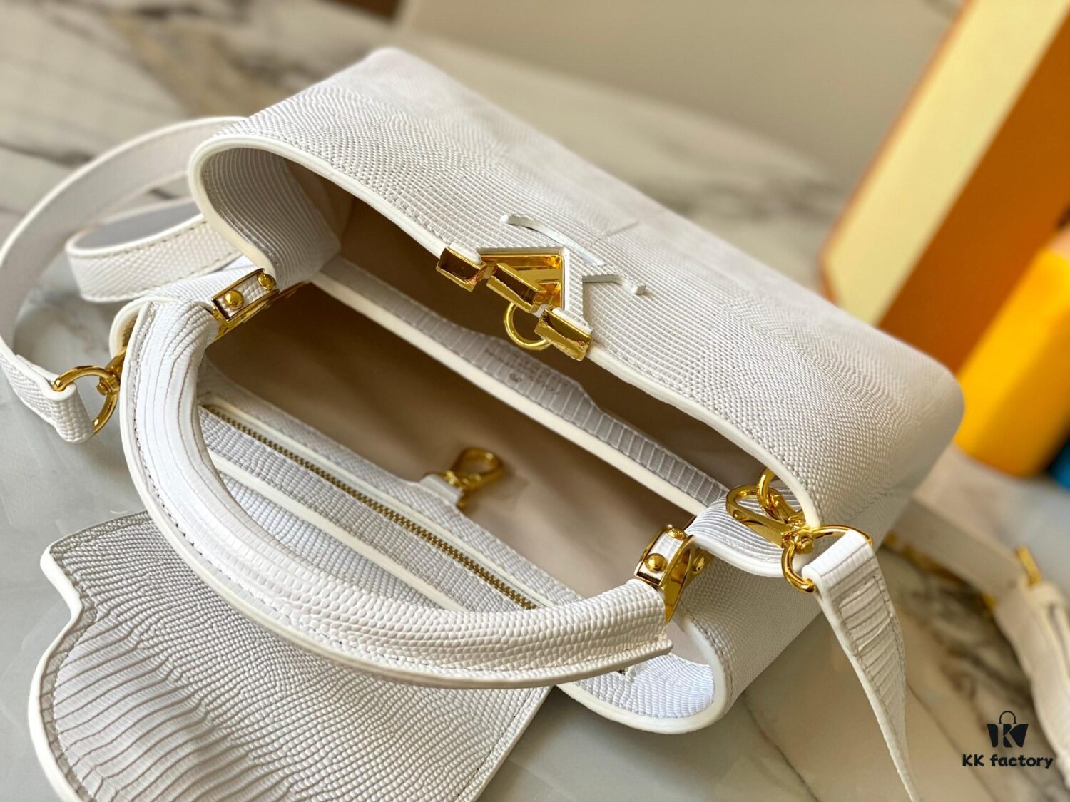 69307e016e68136f4d9a732b Top Quality Original Guangzhou M99528 White Lizard Skin Gold Buckle Capucines BB Handbag