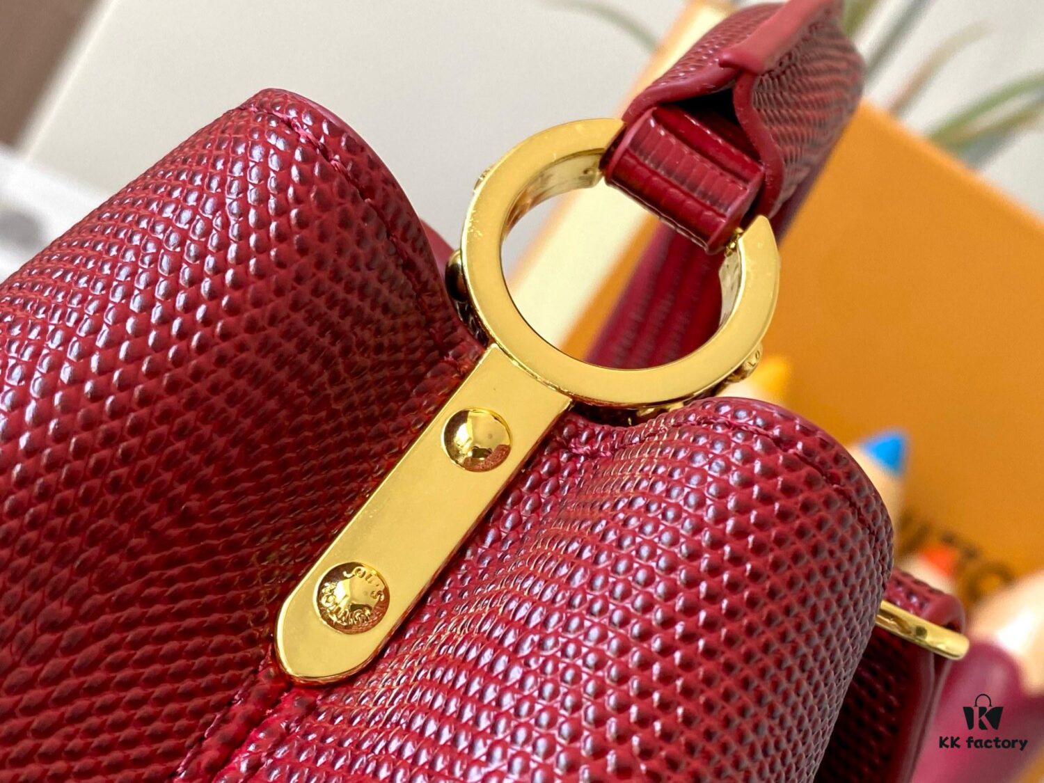 69307e2e6e68136f4d9a737a Top Quality Original Guangzhou Stock M99527 Burgundy Lizard Leather with Gold Hardware