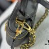M12427 Vanity Chain Pouch Bag