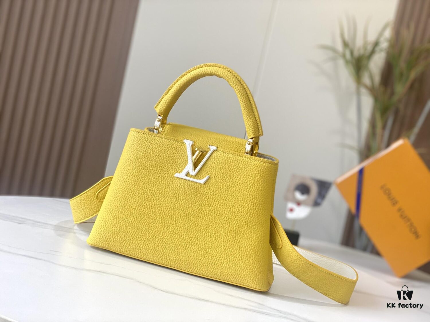 69307e7f6e68136f4d9a740b Upgraded M59468 Capucines BB Handbag