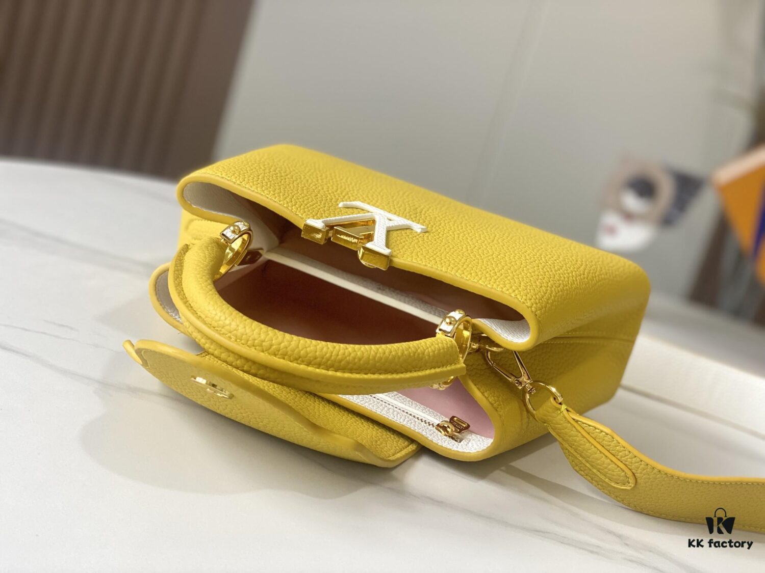 69307e826e68136f4d9a7410 Upgraded M59468 Capucines BB Handbag
