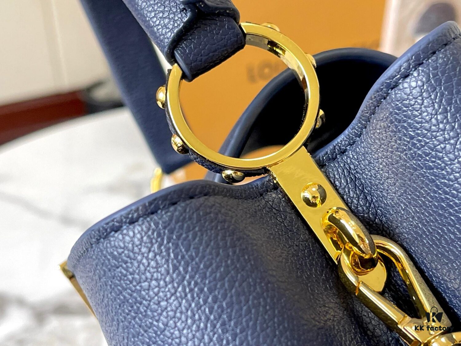 69307e906e68136f4d9a741f Upgraded Version M21150 Deep Blue Capucines Medium Handbag