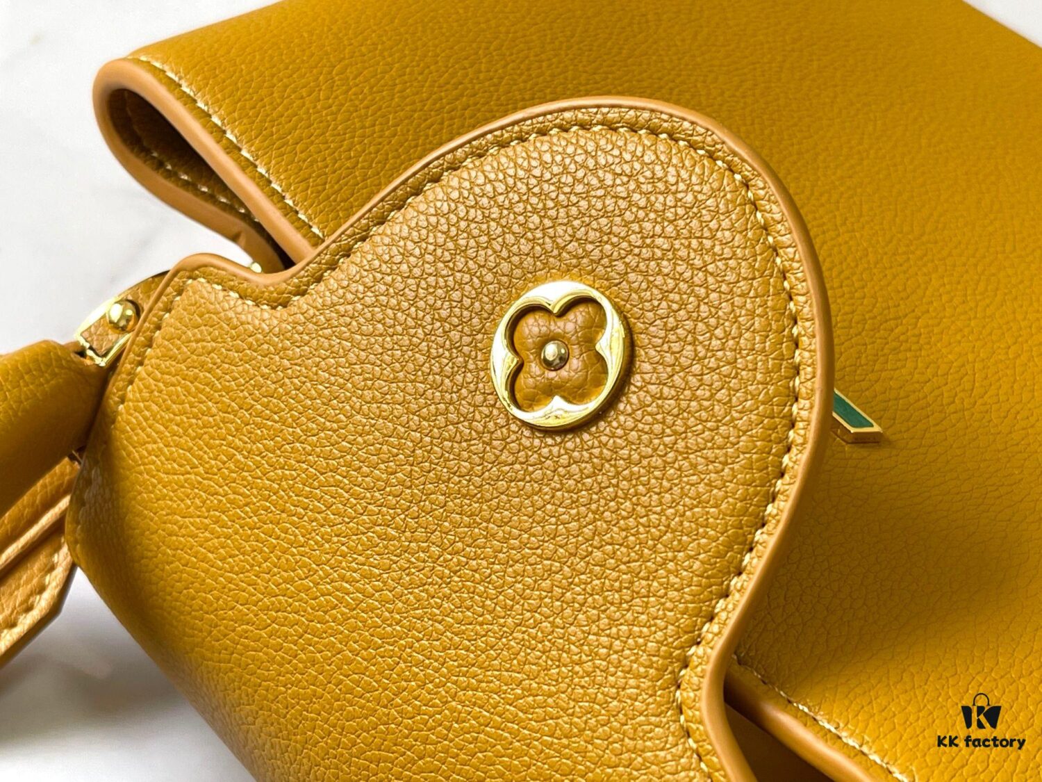 Upgraded Version M21166 Yellow Capucines MM Handbag