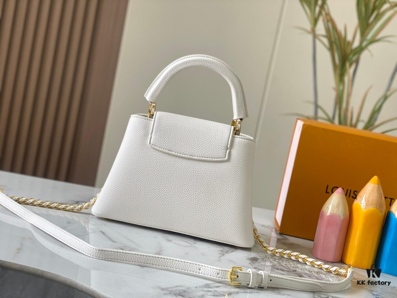 69307ebb6e68136f4d9a7466 Exclusive On-Site Photo - M22054 Capucines BB Bag