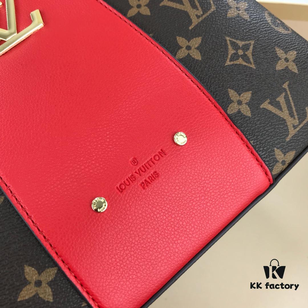 69307eda6e68136f4d9a749b New LV Monogram Leather Handheld, Shoulder and Crossbody Bag Model 55339 with Long Strap