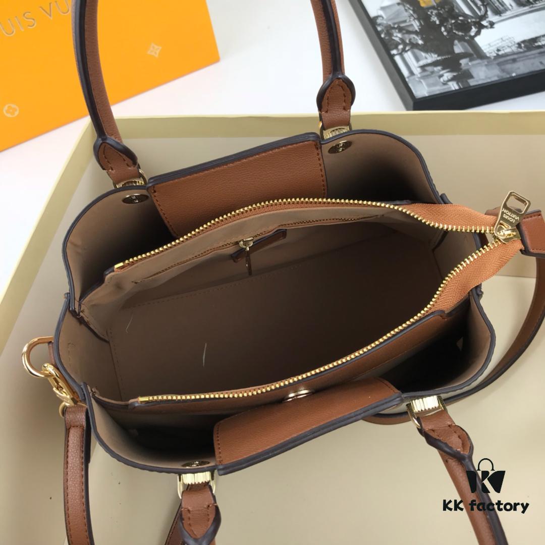 69307ee36e68136f4d9a74ae New LV Monogram Leather Handheld Shoulder Crossbody Bag Model 55339 with Long Strap, 2020 New Fashion Women's Bag with Monogram and Genuine Leather Strap
