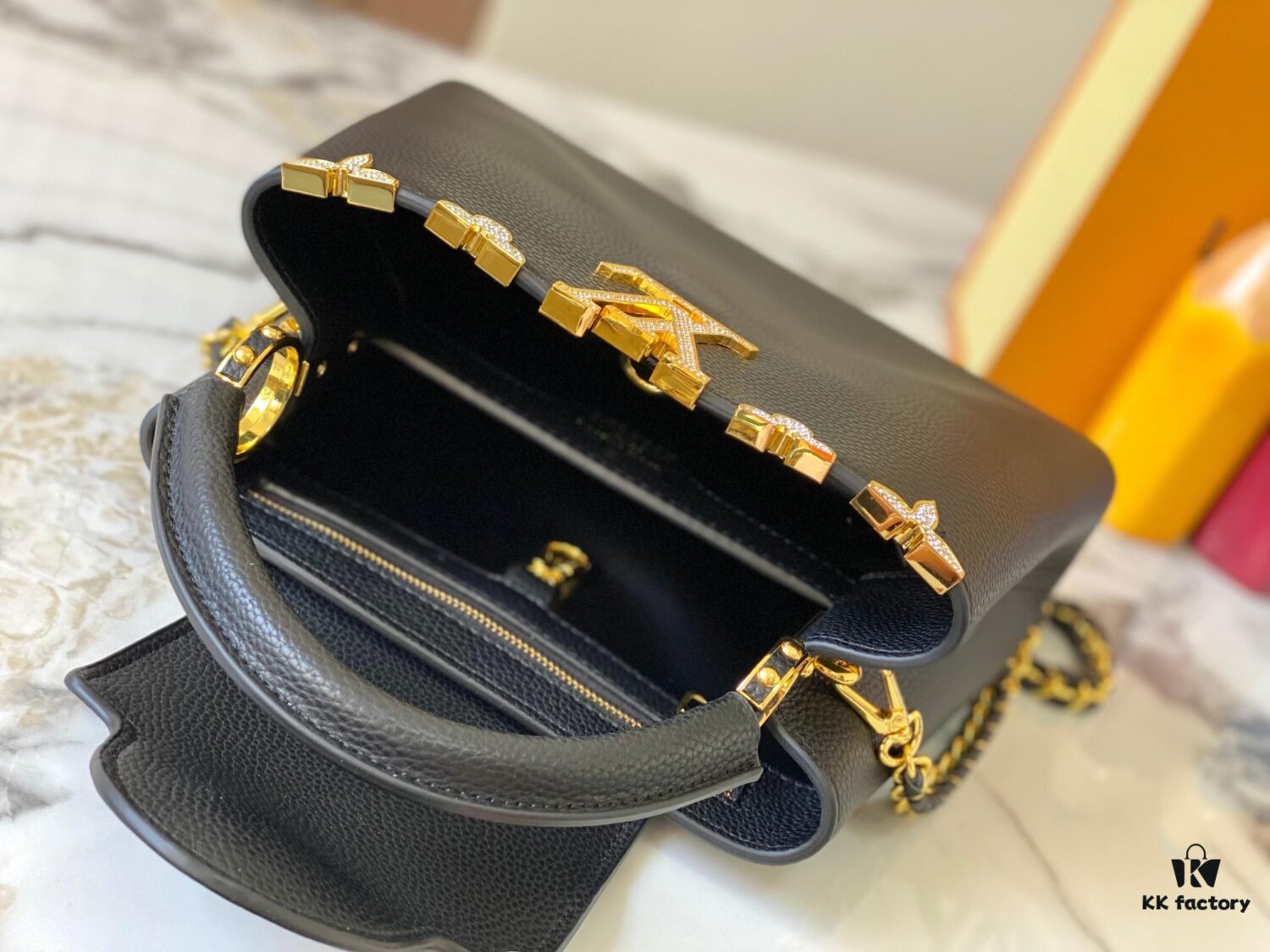 69307eee6e68136f4d9a74bb Top Quality Original Guangzhou M24584 Black with Gold Diamond Flower Crown Capucines Handbag