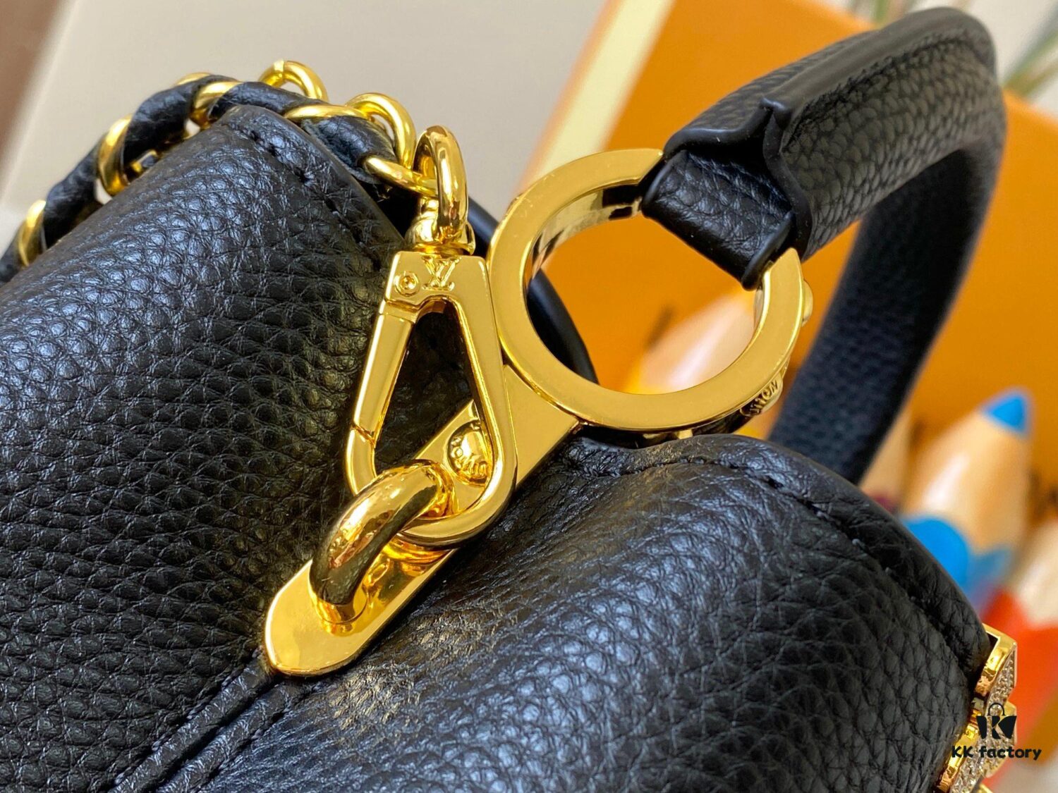 Top Quality Original Guangzhou Version M24583 Black with Gold Diamond Flower Crown Capucines Flower Crown Handbag