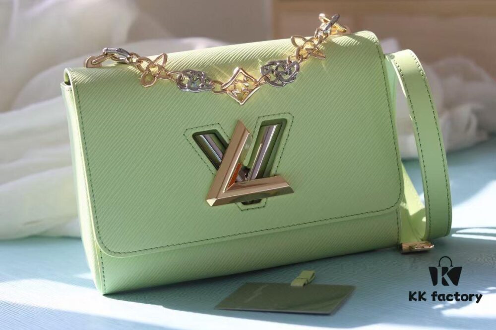 Top-Quality Original Twist Medium Handbag
