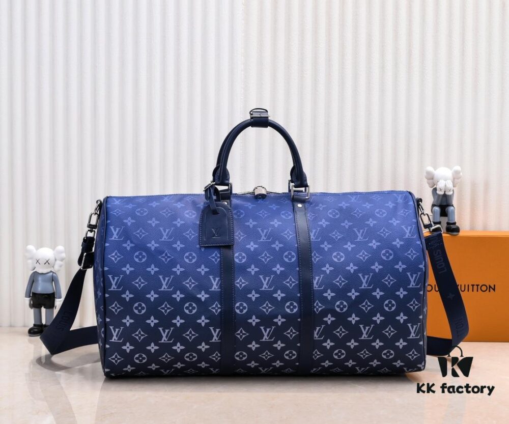 69307fd96e68136f4d9a76c7 M11558 41416 41414 Black to Blue Gradient Green Louis Vuitton LV 24FW Monogram New Collection Messenger Bag Montsouris Keepall 55