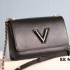 693080756e68136f4d9a7850 2021 Spring New Arrival Witness Twist Medium Handbag Upgrade: Epi Grained Leather with Matte Shine LV Twist Lock, Soft Leather and Metal Chain Combine for Refined Texture, Adjustable Leather Shoulder Pad for Comfortable Carry