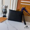 693080796e68136f4d9a7858 Upgraded 160 M69837 M40504 M40505 Black Full Leather Clutch iPad Case