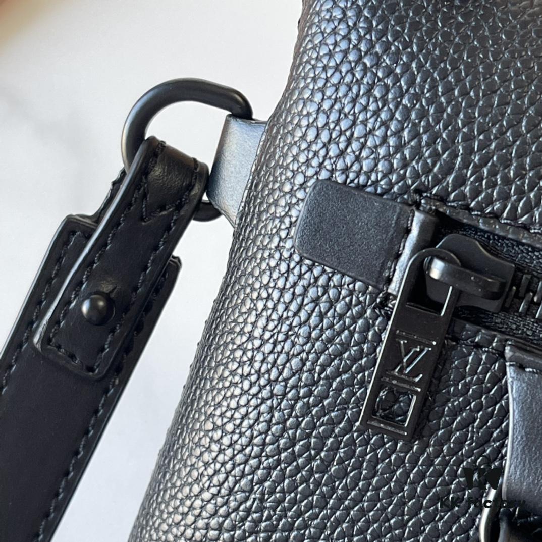 6930807b6e68136f4d9a785c Upgraded 160 M69837 M40504 M40505 Black Full Leather Clutch iPad Case